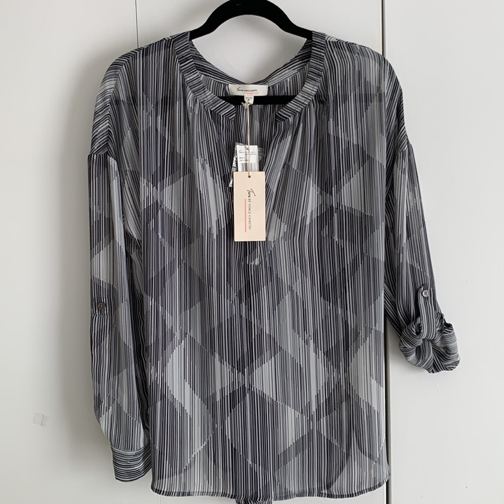 Two by Vince Camuto - Women’s Patterned Blouse